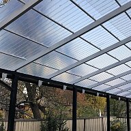 Навес с прозрачным шифером